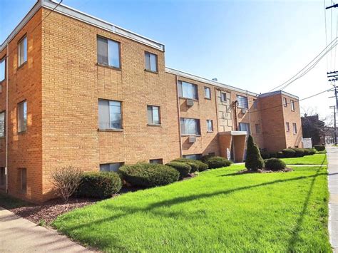 See all available apartments for rent at Colonial Club Apartments in Lakewood, OH. . Apartments for rent in lakewood ohio
